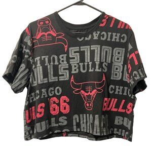 NBA Chicago Bulls Size XL Short Sleeve Crop Top Black Athletic Sports Basketball